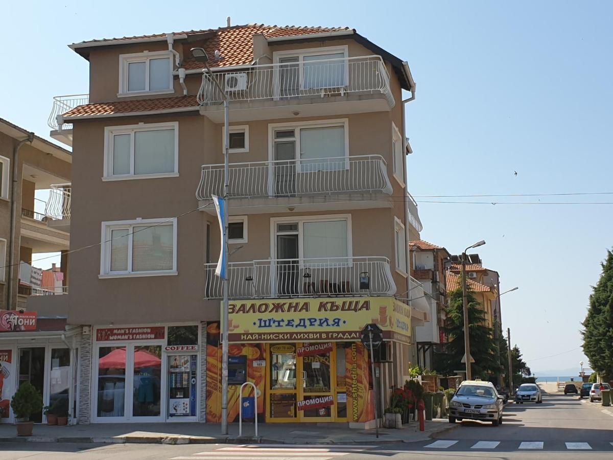 Guest House Taligarov Pomorie Extérieur photo