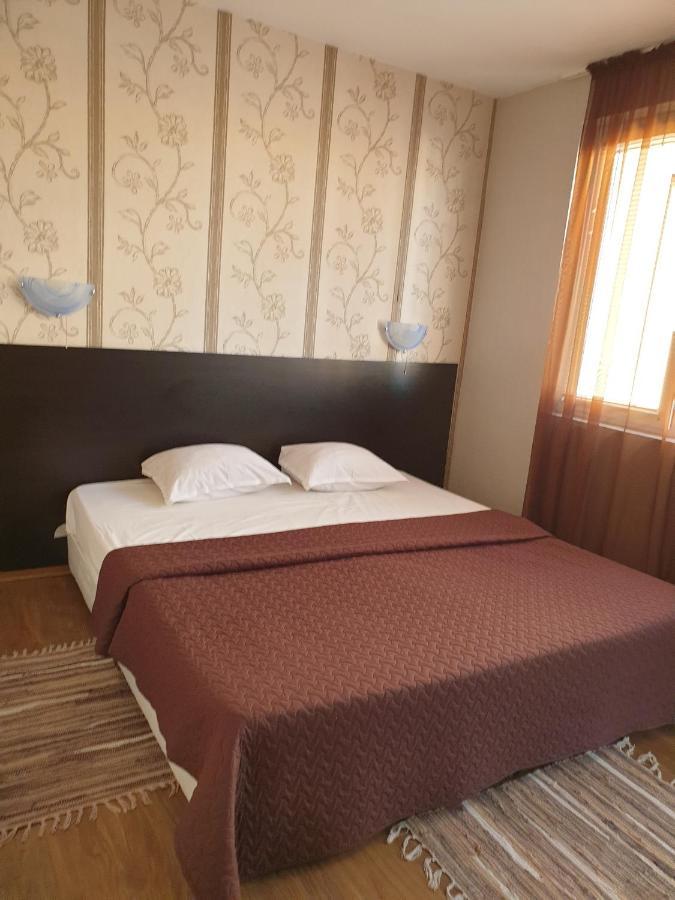 Guest House Taligarov Pomorie Extérieur photo