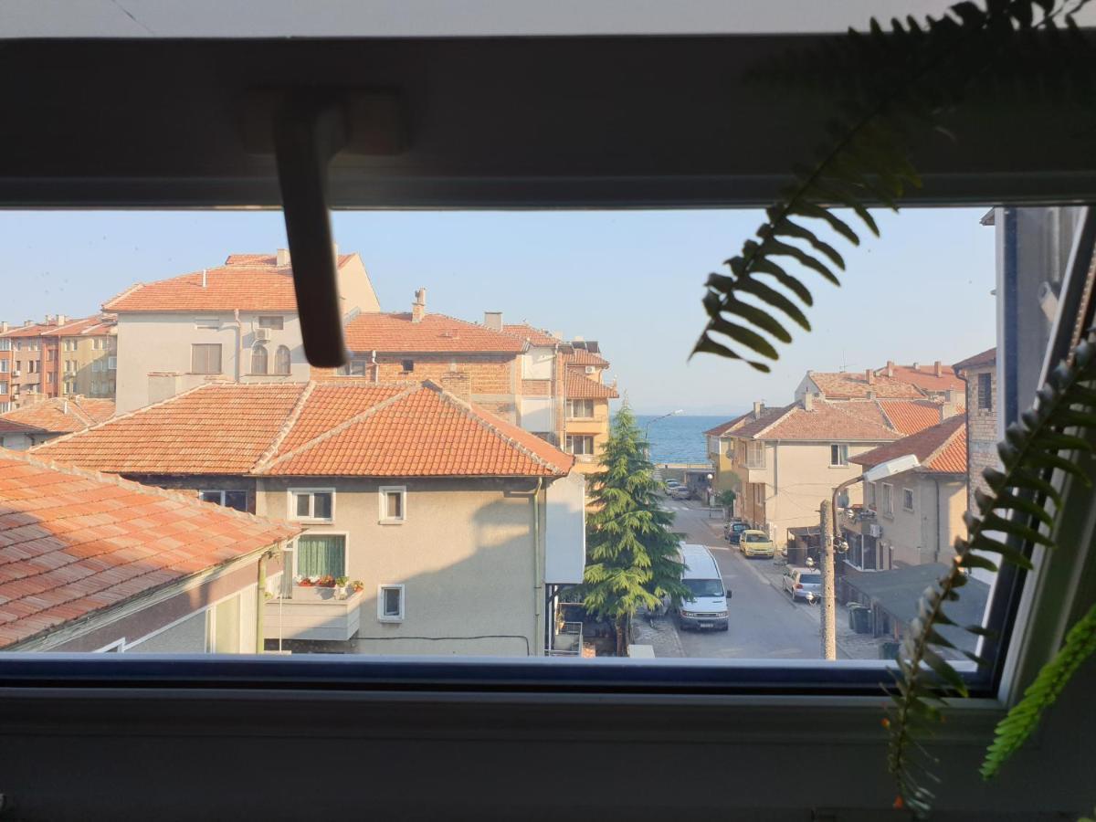 Guest House Taligarov Pomorie Extérieur photo