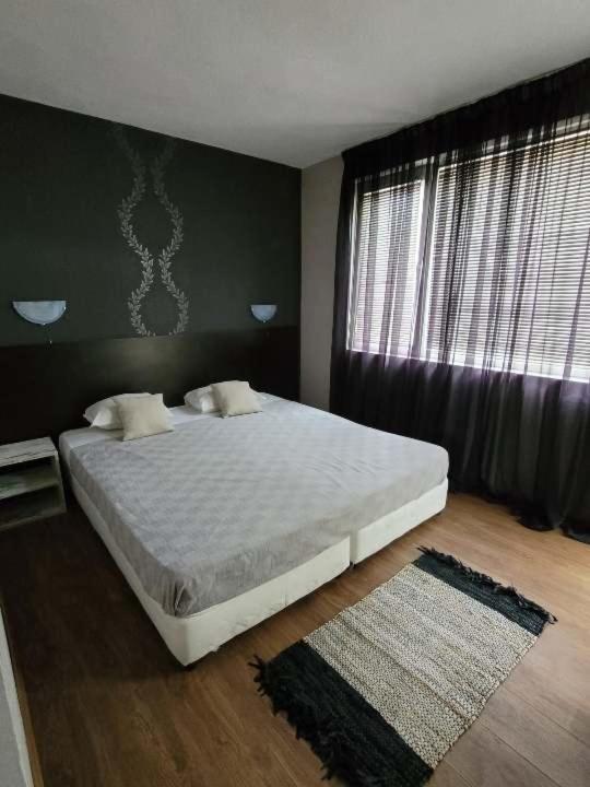 Guest House Taligarov Pomorie Extérieur photo